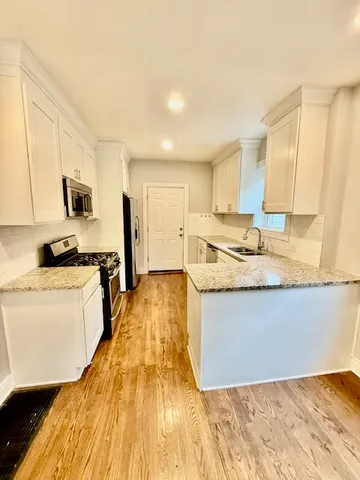 $1,600 | 1621 North McVicker Avenue, Unit 2, Chicago, IL 60639