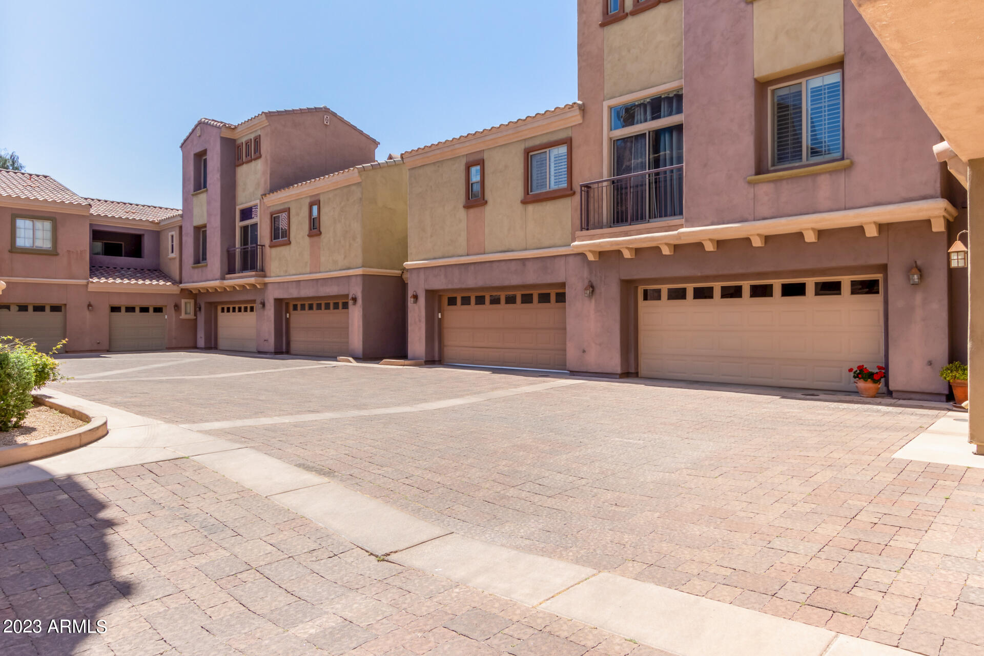 3935 East Rough Rider Road, Unit 1172 Phoenix, AZ 85050 - Photo 32 of 44 32 - Rough Rider