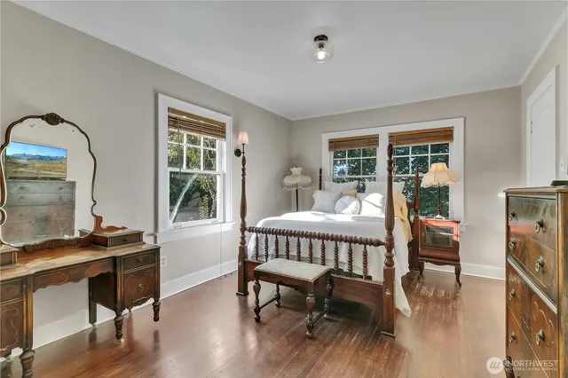 $849,999 | 7656 Pacific Avenue, Tacoma, WA 98408