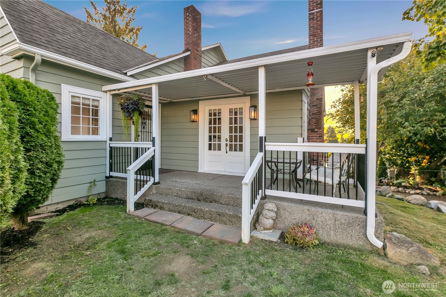 7656 Pacific Avenue Tacoma, WA 98408 - Photo 3 of 40