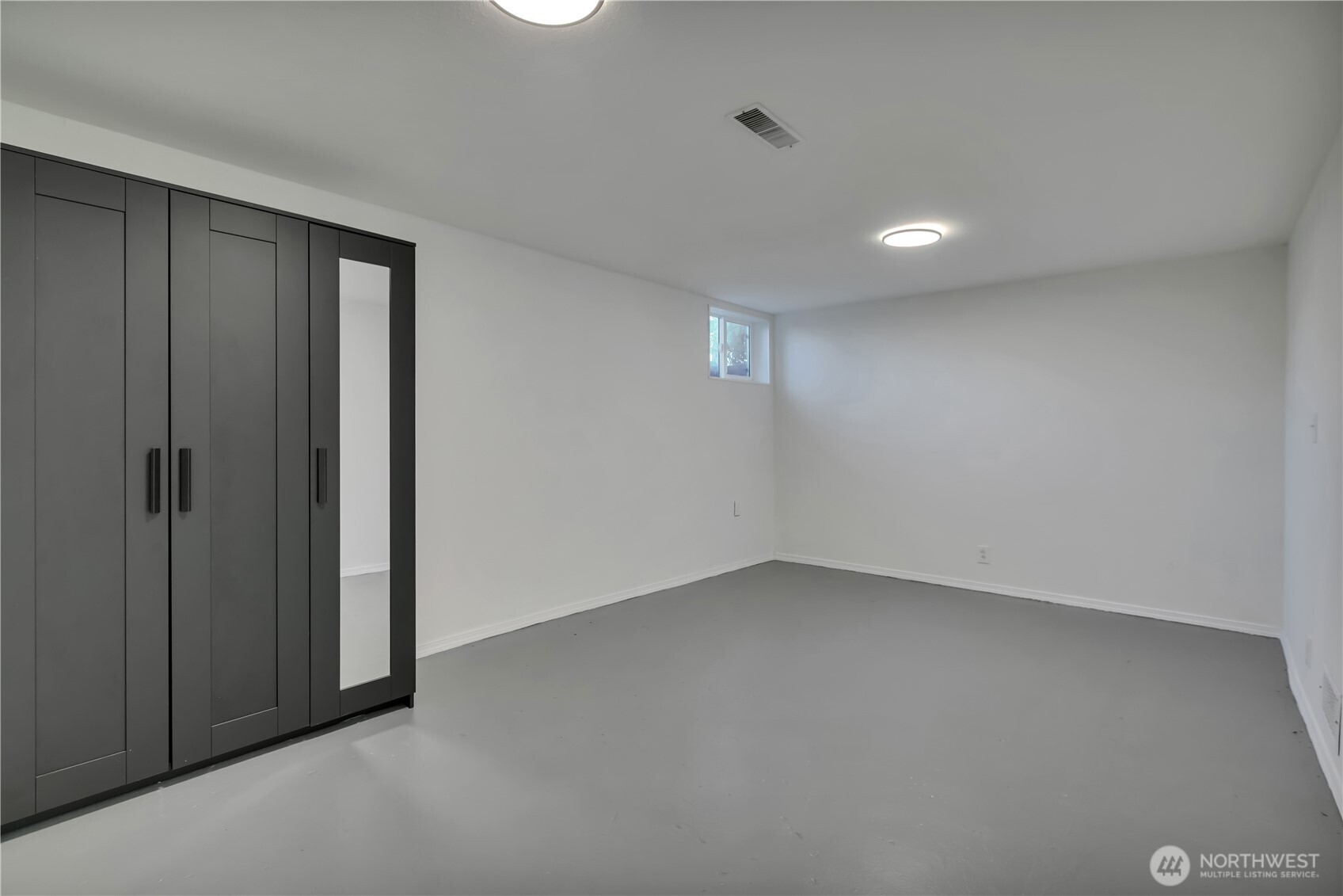 7656 Pacific Avenue Tacoma, WA 98408 - Photo 37 of 40