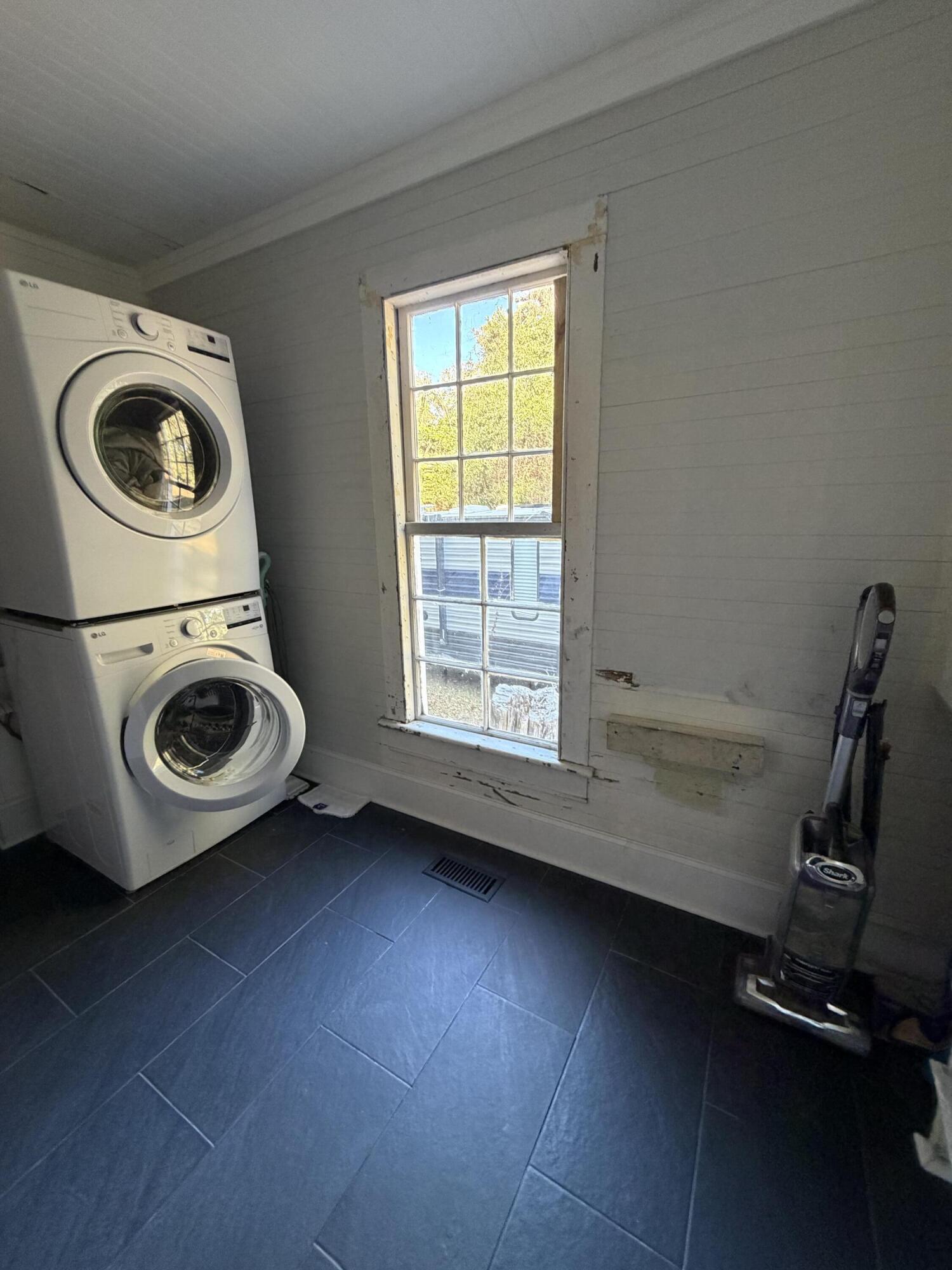 1217 Wichman Street Walterboro, SC 29488 - Photo 15 of 43 IMG_8008