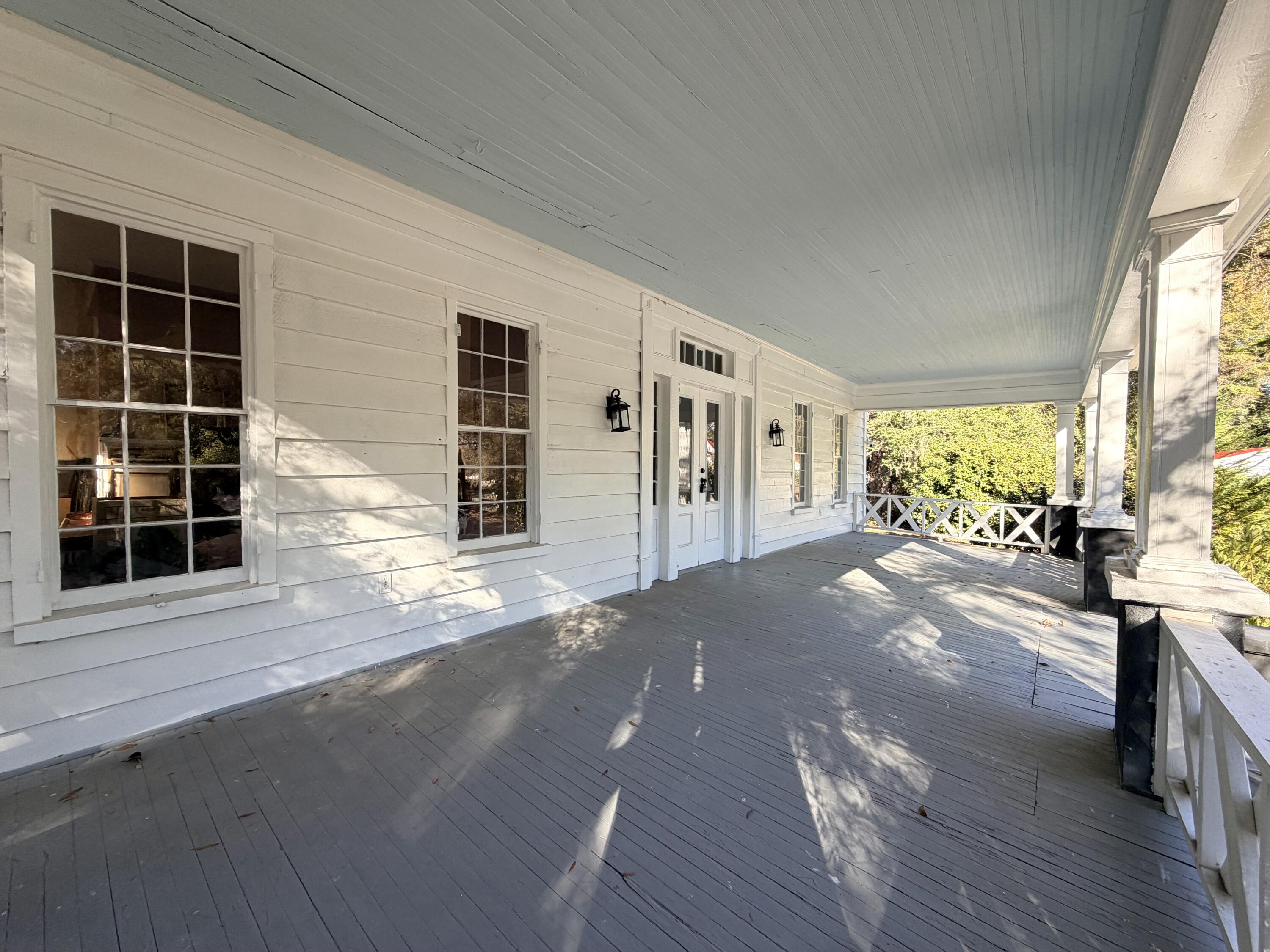 1217 Wichman Street Walterboro, SC 29488 - Photo 4 of 43 IMG_7998