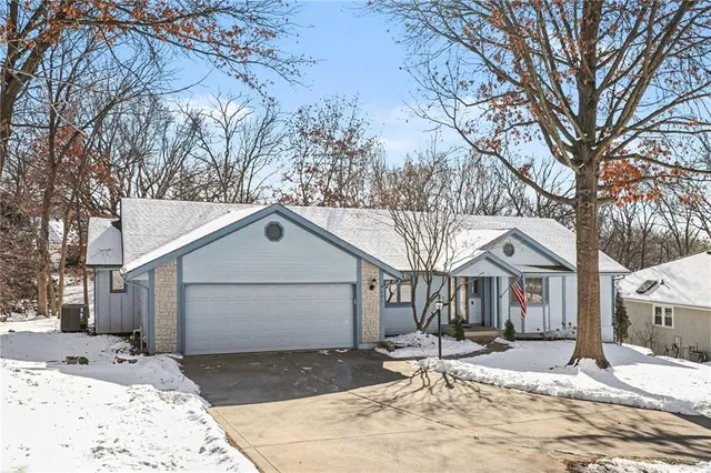 $485,000 | 9301 Northwest 80th Street, Weatherby Lake, MO 64152