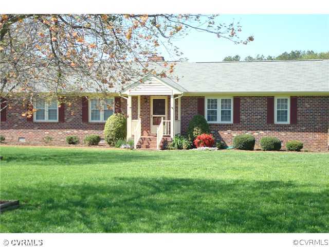 5010 Hurop Road Sandston, VA 23150 - Photo 1 of 12 Exterior Front - Varina all brick emaculate and up