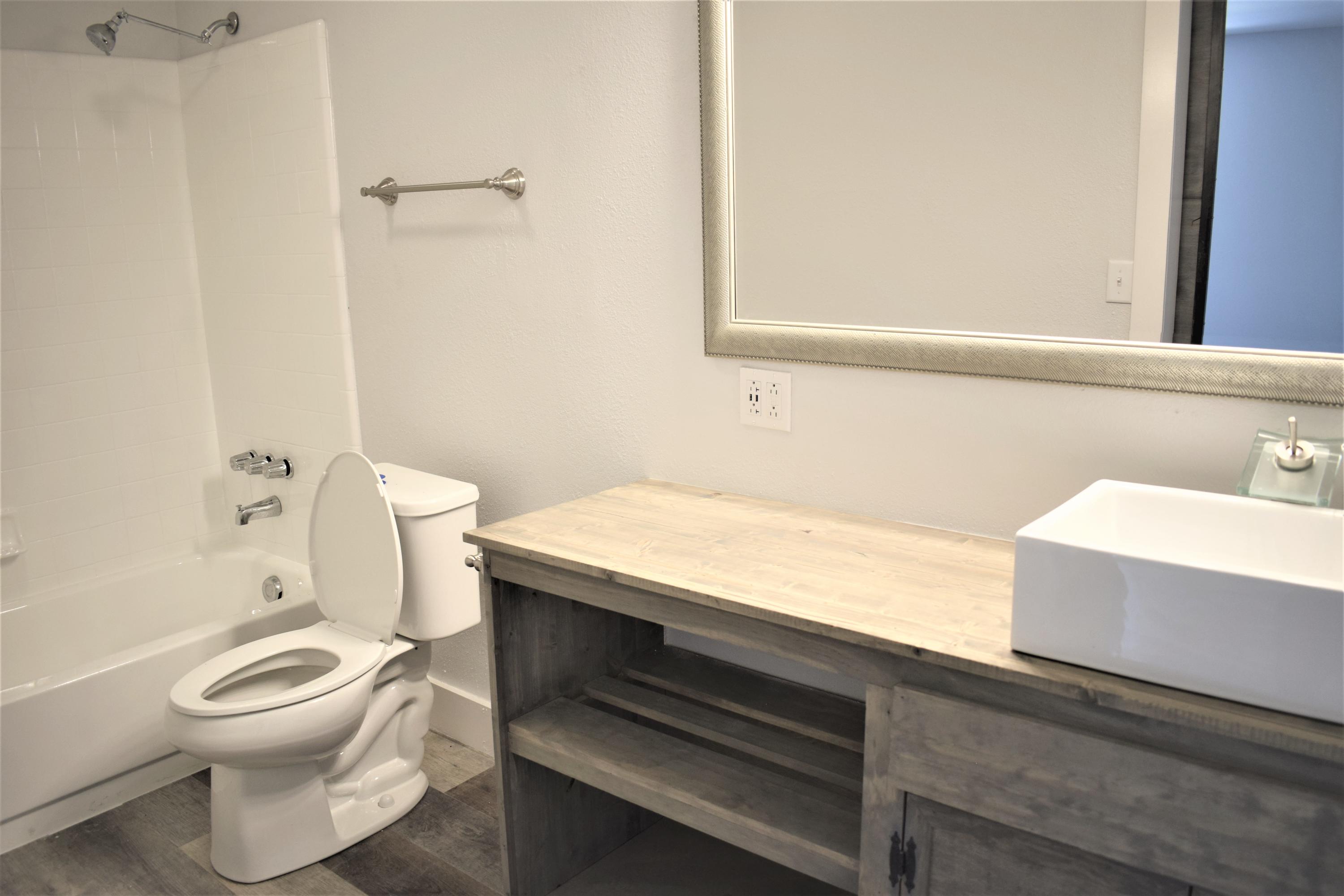5328 Monterrey Road Crestview, FL 32539 - Photo 12 of 19 Gallery Image 12