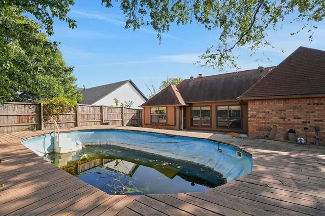 a view of a house with pool