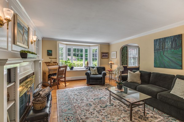 149 Prospect Street Reading, MA 01867 - Photo 7 of 30 Gallery Image 7