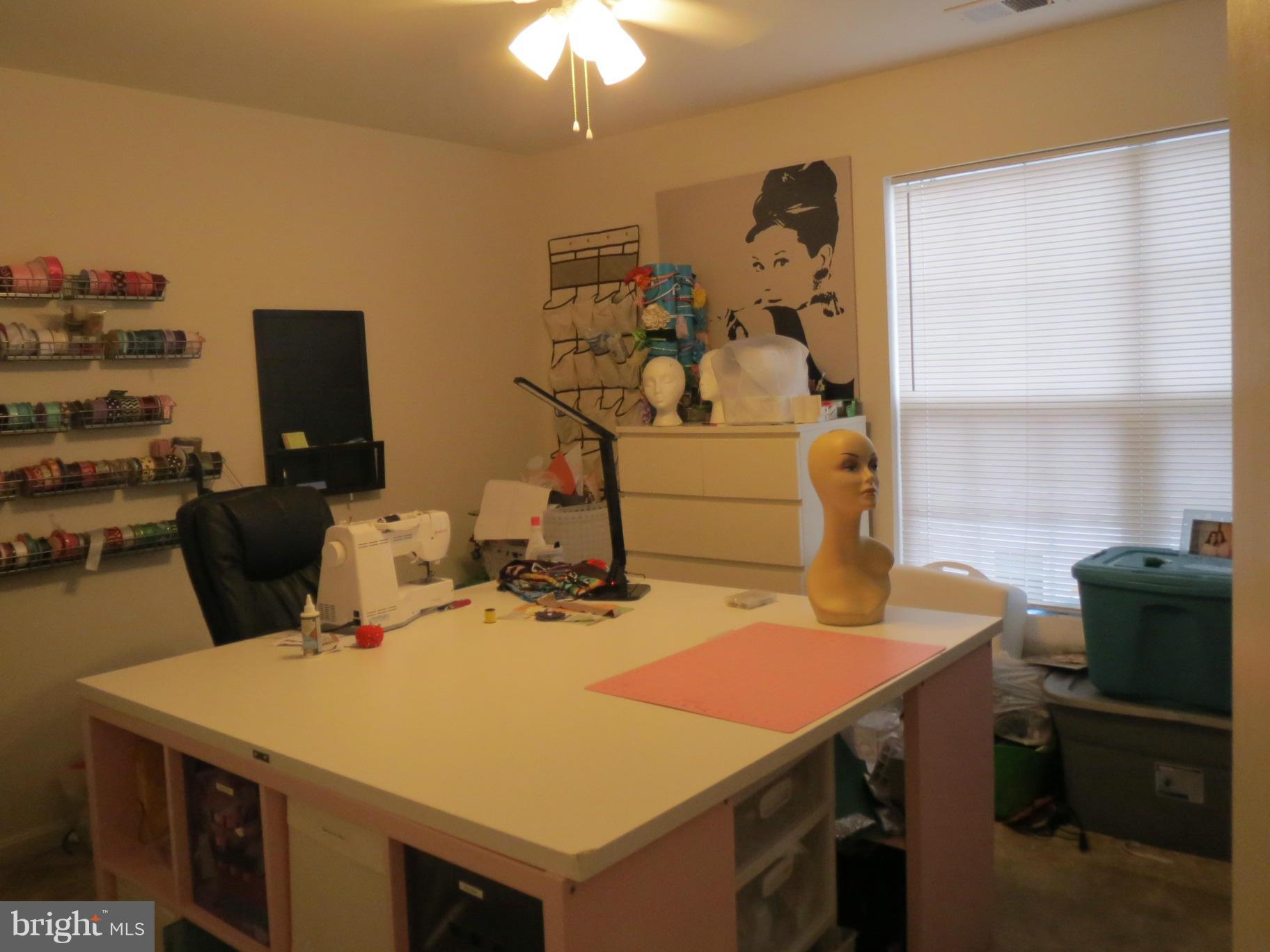 6504 Clarington Road Baltimore, MD 21209 - Photo 21 of 29 Bedroom