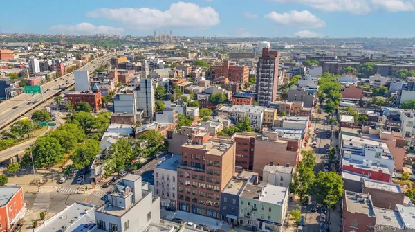 $3,675 | 444 Graham Avenue, Unit 2A | Williamsburg