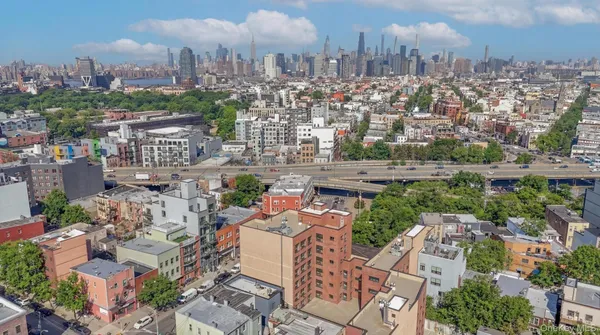 $3,675 | 444 Graham Avenue, Unit 2A | Williamsburg