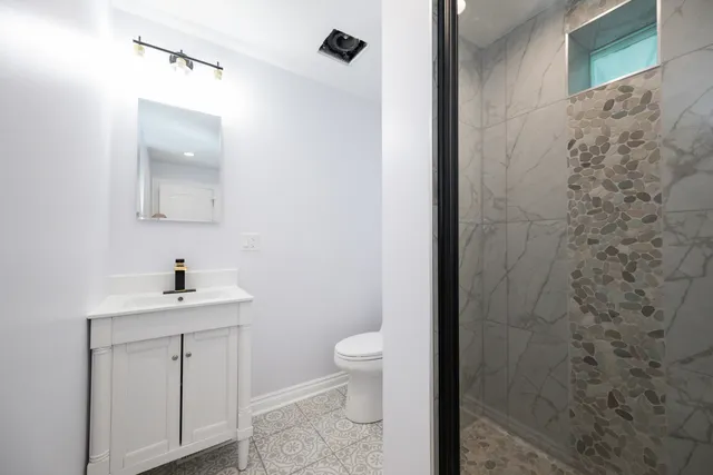 $359,000 | 9708 South Ellis Avenue, Chicago, IL 60628