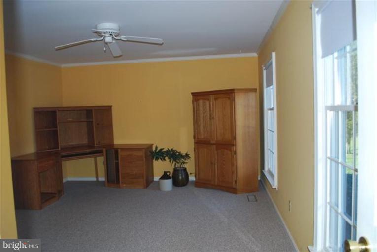 5222 David Greene Road Cambridge, MD 21613 - Photo 17 of 30 Den