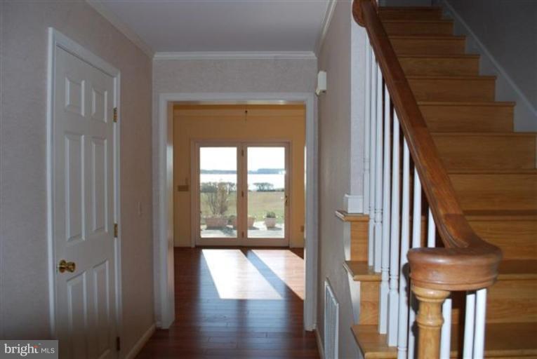 5222 David Greene Road Cambridge, MD 21613 - Photo 18 of 30 Hallway