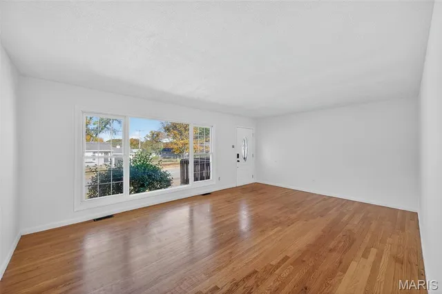 $250,000 | 514 Danny Lane, O'Fallon, MO 63366