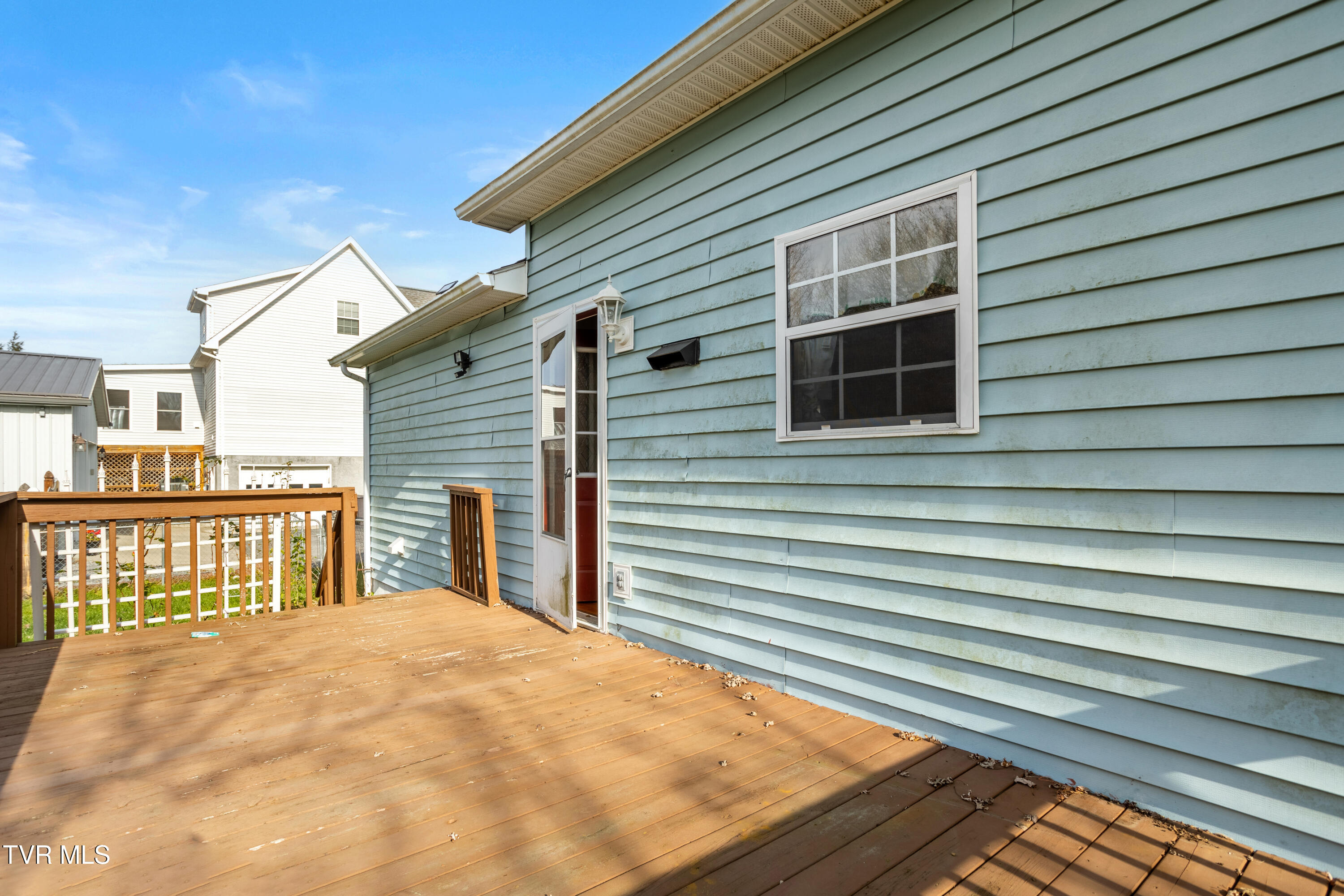 1077 Gray Station Road Gray, TN 37615 - Photo 14 of 39 177A3556-HDR