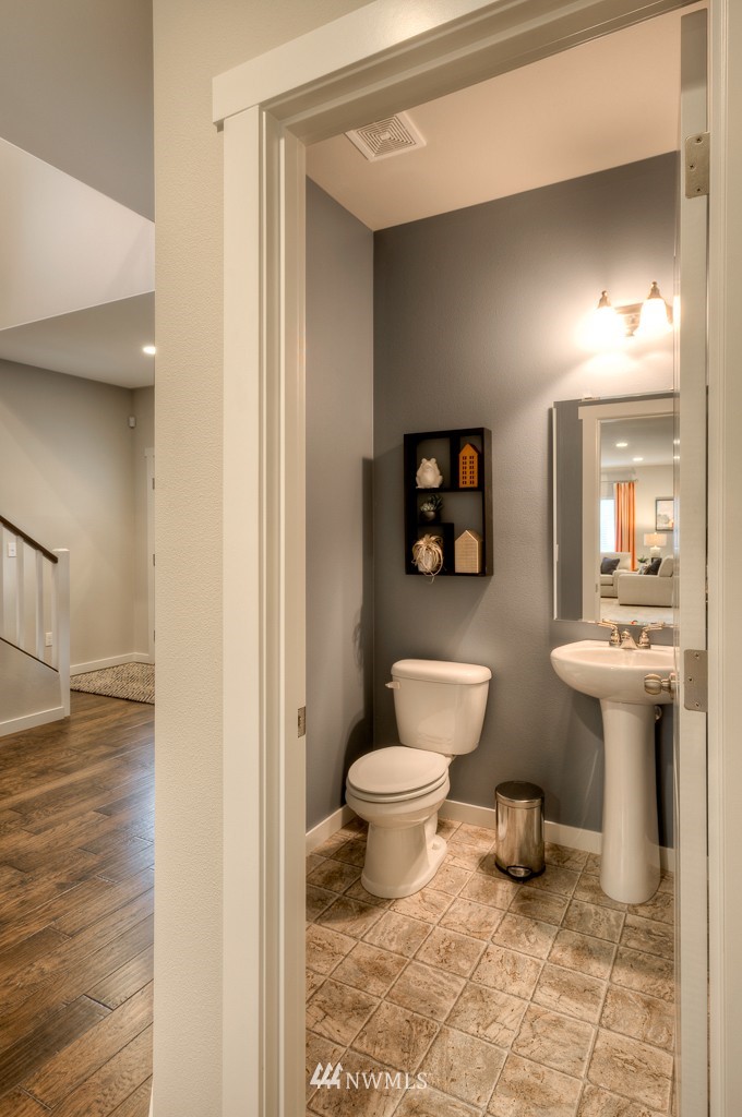 16802 1st Place West, Unit 4 Bothell, WA 98012 - Photo 4 of 25
