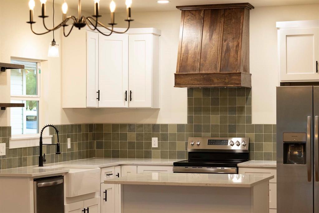 321 South Rusk Street Weatherford, TX 76086 - Photo 8 of 27 Gallery Image 8