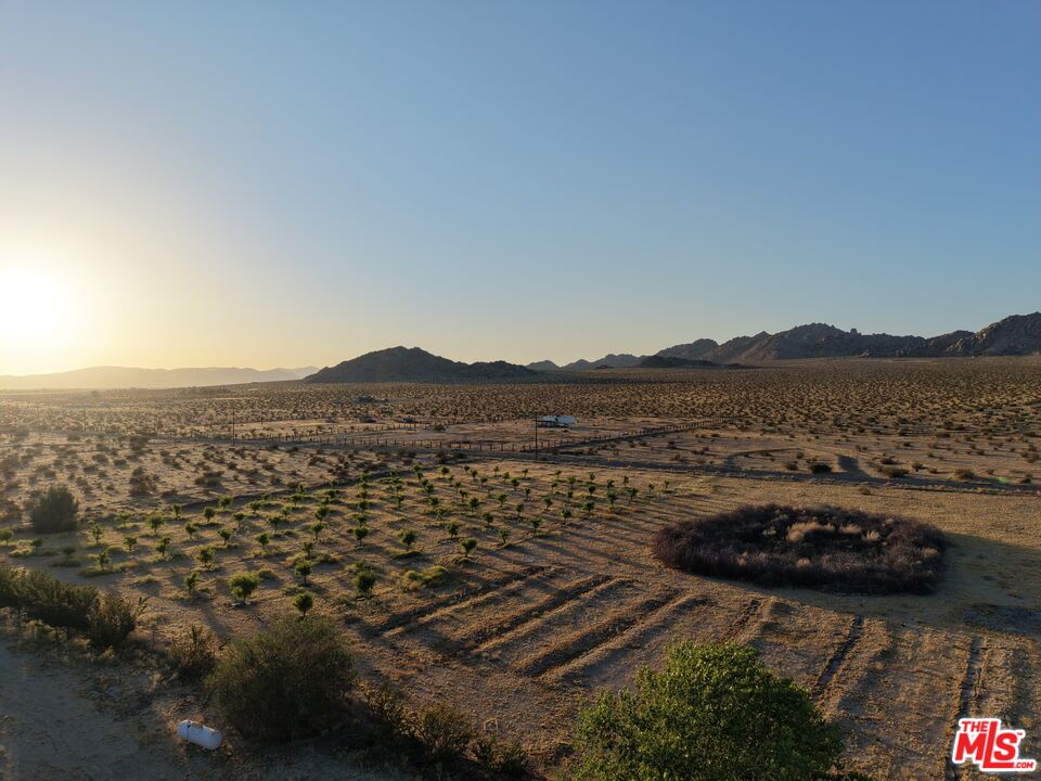 10424 Santa Fe Fire Road Lucerne Valley, CA 92356 - Photo 22 of 33 a view of a lake