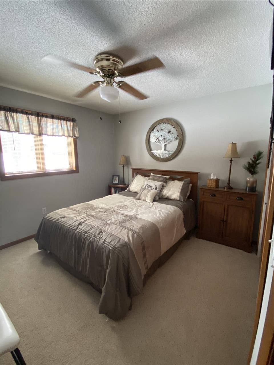 405 3rd Street Southwest Waukon, IA 52172 - Photo 4 of 10 Gallery Image 4