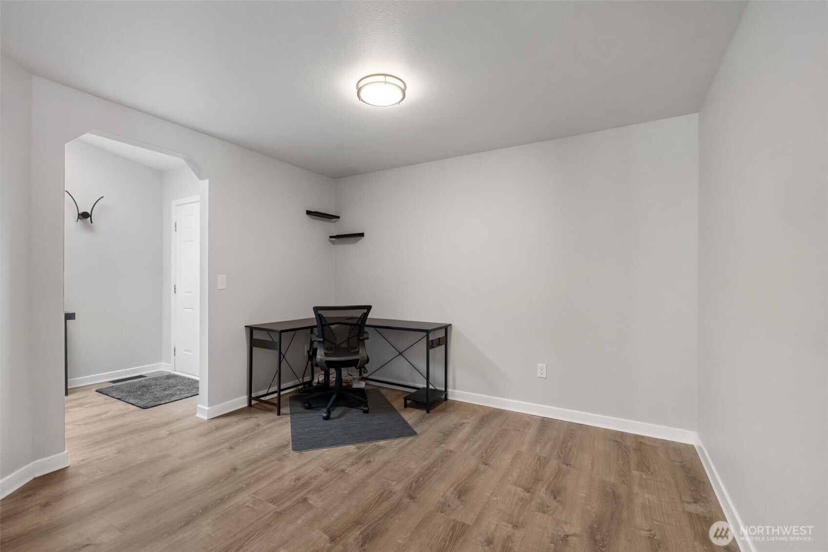 6432 Crossing Place Southwest Port Orchard, WA 98367 - Photo 13 of 38