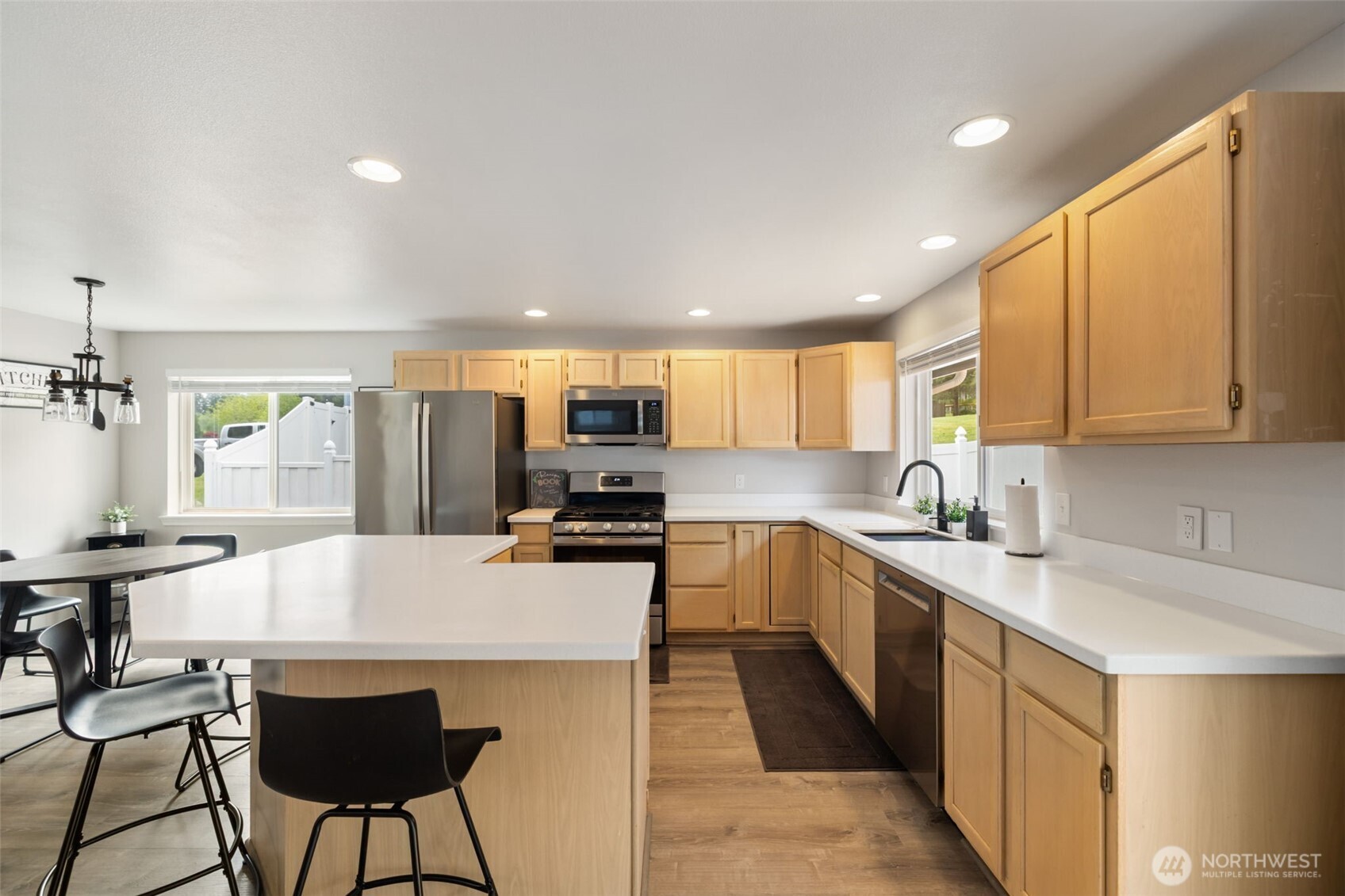 6432 Crossing Place Southwest Port Orchard, WA 98367 - Photo 8 of 38