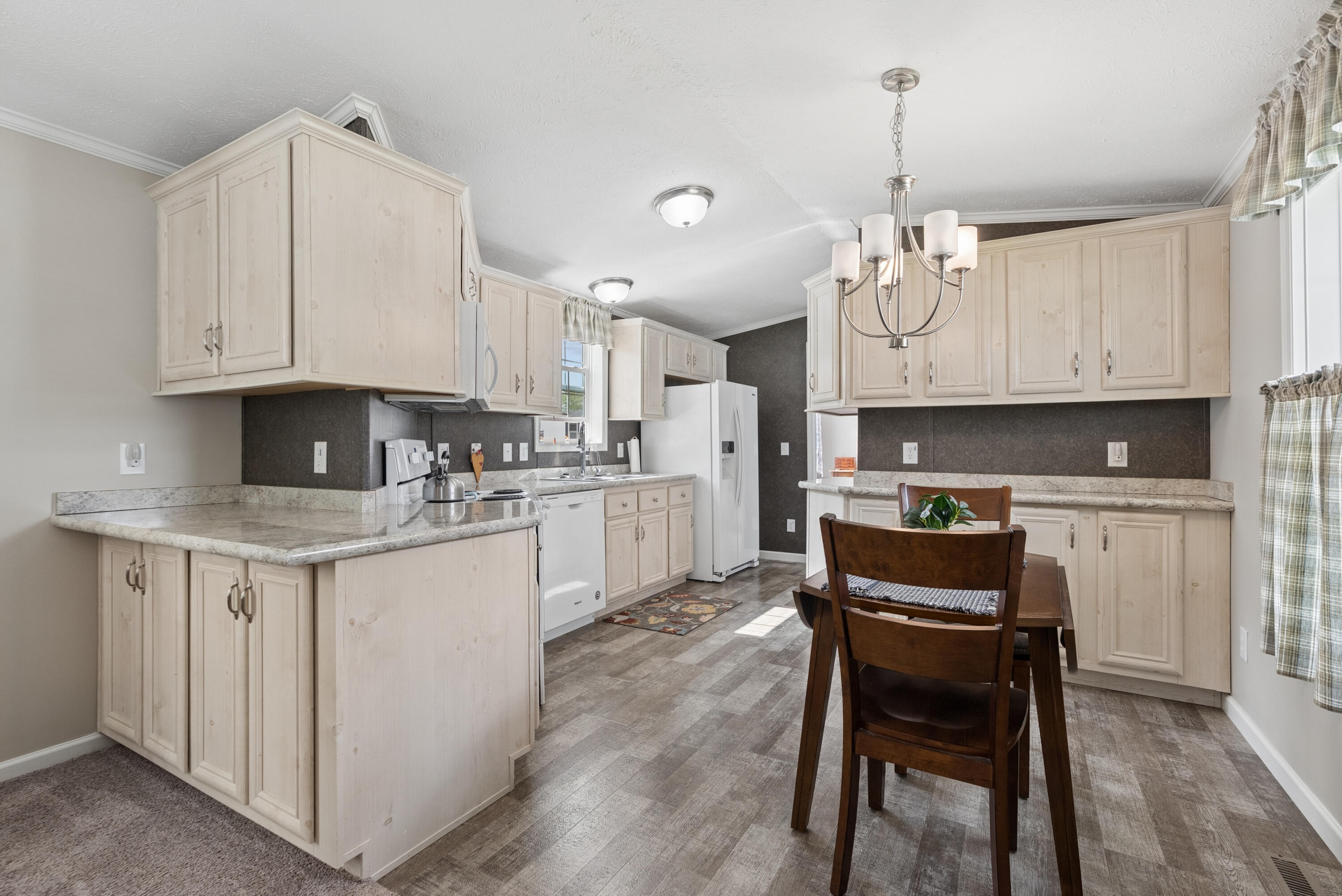 11 Ofarrell Street Topsham, ME 04086 - Photo 5 of 28 DSC05079