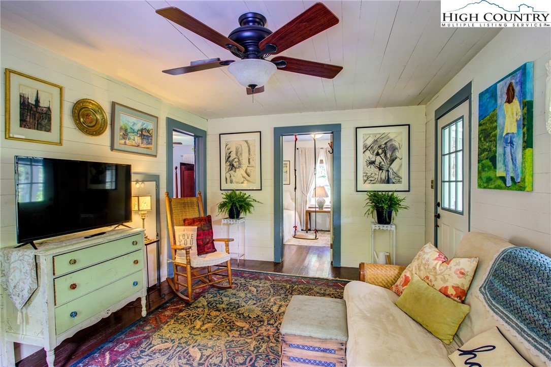 325 Joe Shoemaker Road Vilas, NC 28692 - Photo 33 of 49 Gallery Image 33