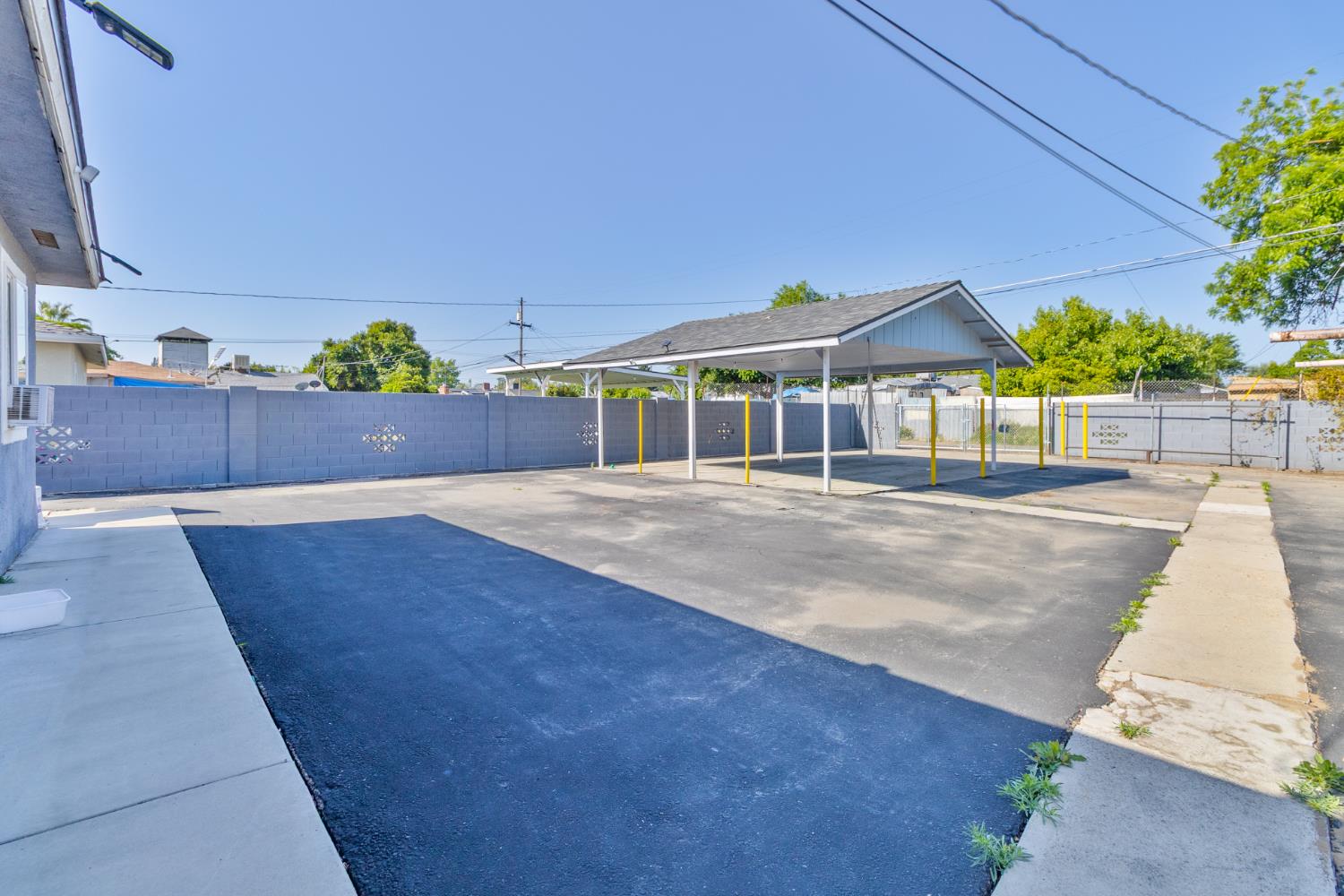 715 Faller Avenue Sanger, CA 93657 - Photo 14 of 40 a view of a house with a yard