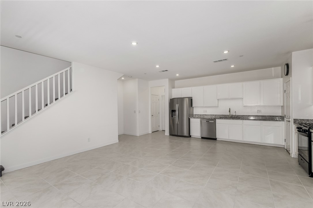 1111 Heliodor Avenue Henderson, NV 89011 - Photo 13 of 47