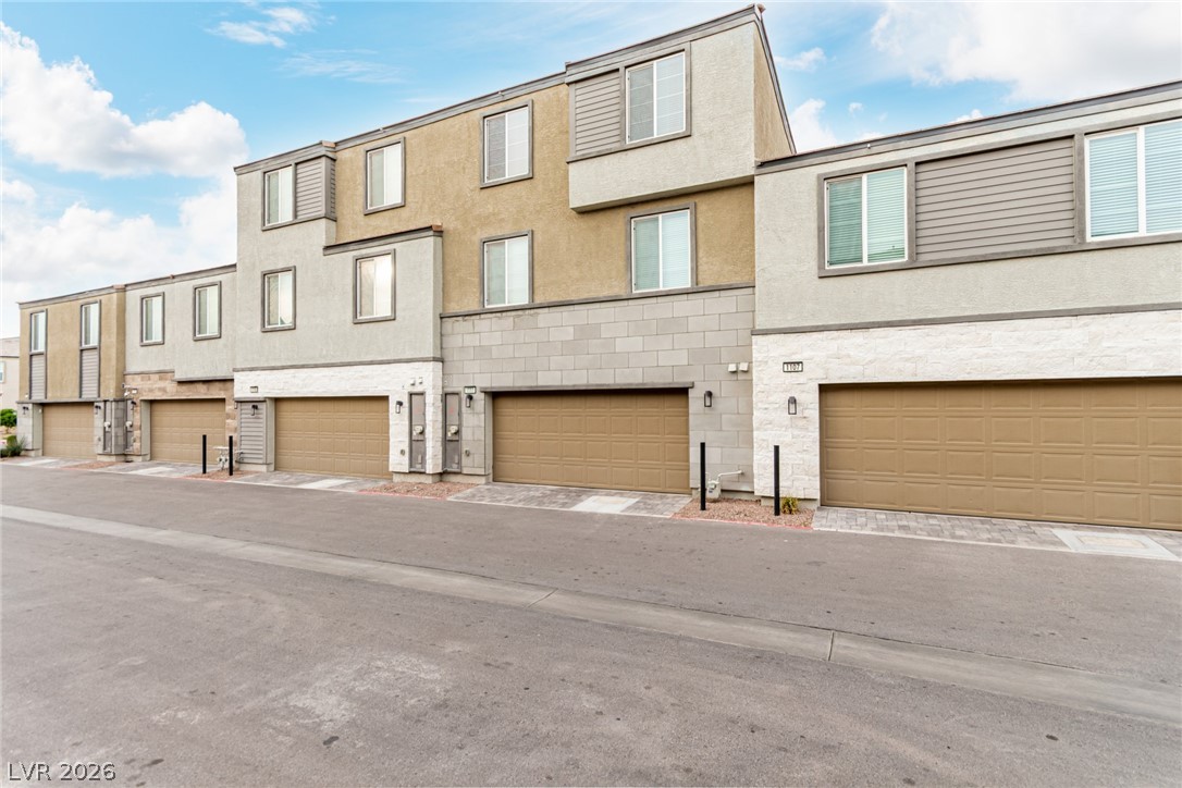 1111 Heliodor Avenue Henderson, NV 89011 - Photo 37 of 47