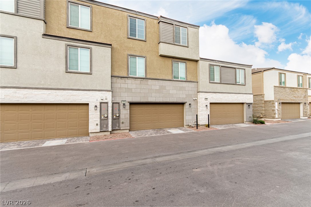 1111 Heliodor Avenue Henderson, NV 89011 - Photo 39 of 47