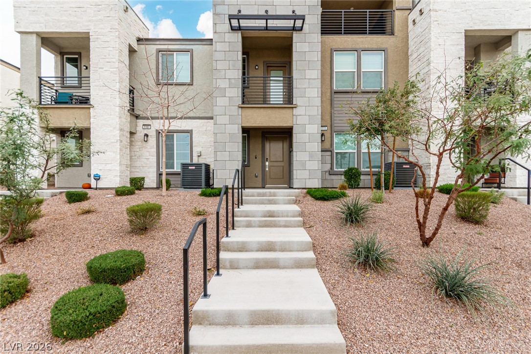 1111 Heliodor Avenue Henderson, NV 89011 - Photo 4 of 47