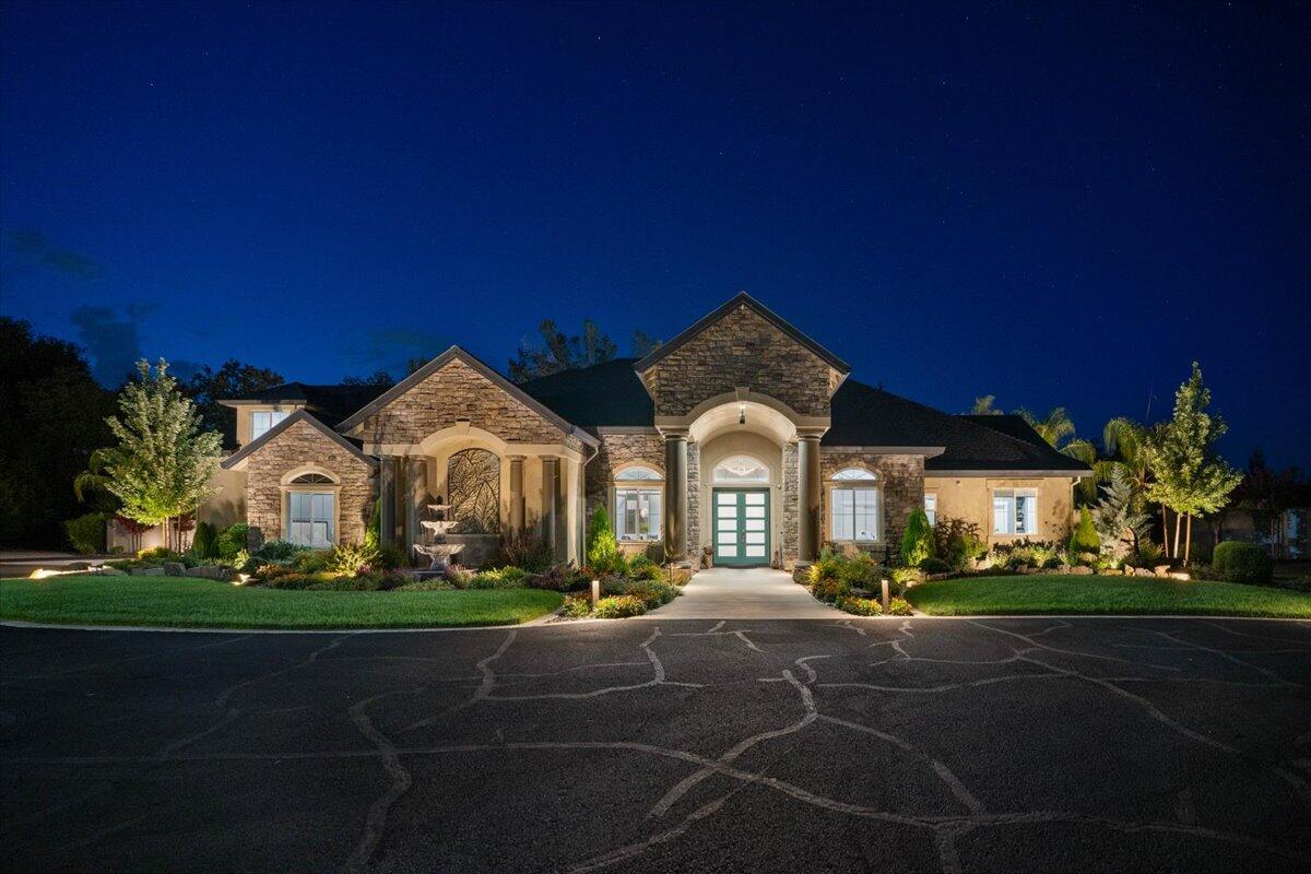 19580 Mockingbird Lane Redding, CA 96002 - Photo 11 of 216 01-19580 Mockingbird Ln - T-20