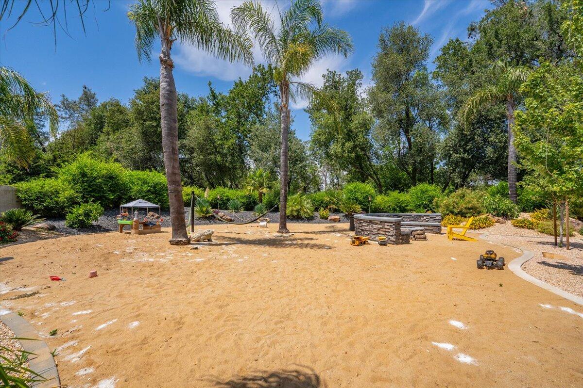 19580 Mockingbird Lane Redding, CA 96002 - Photo 117 of 216 090-19580 Mockingbird Ln - E-19