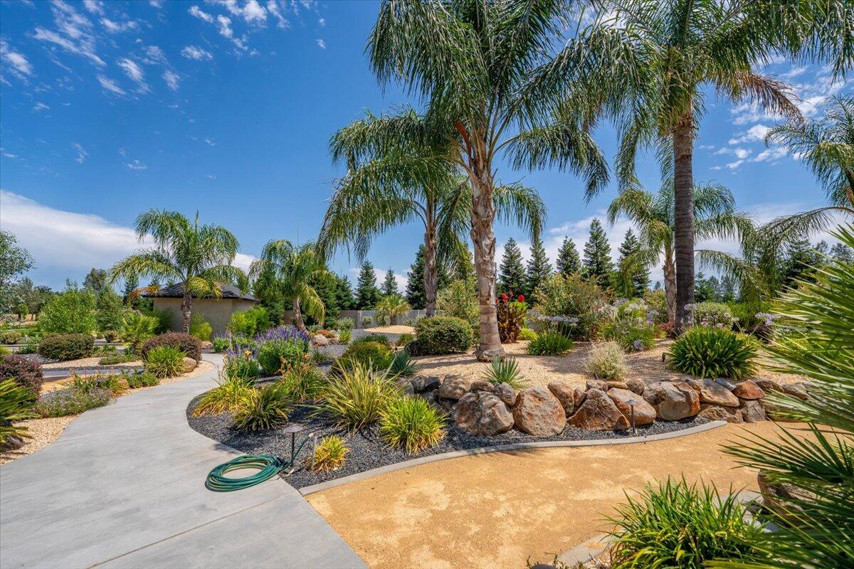 19580 Mockingbird Lane Redding, CA 96002 - Photo 137 of 216 113-19580 Mockingbird Ln - E-42