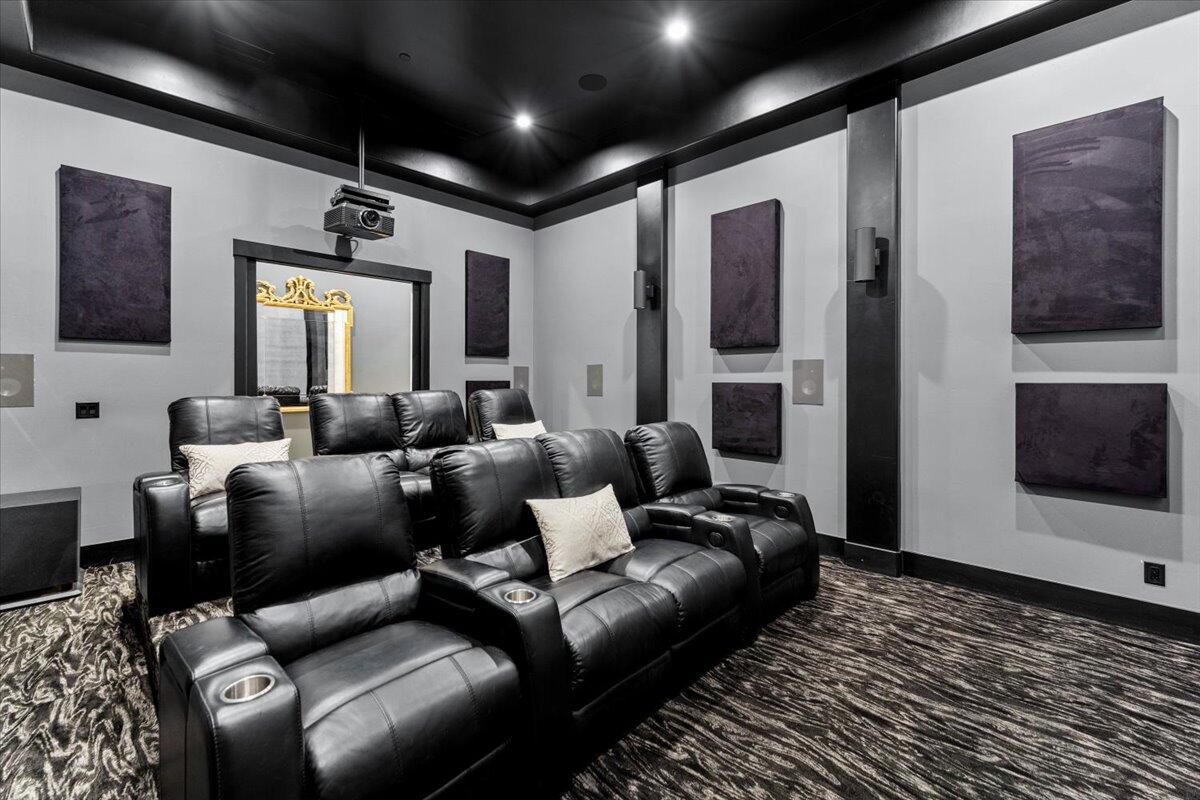 19580 Mockingbird Lane Redding, CA 96002 - Photo 14 of 216 054-19580 Mockingbird Ln - I-5