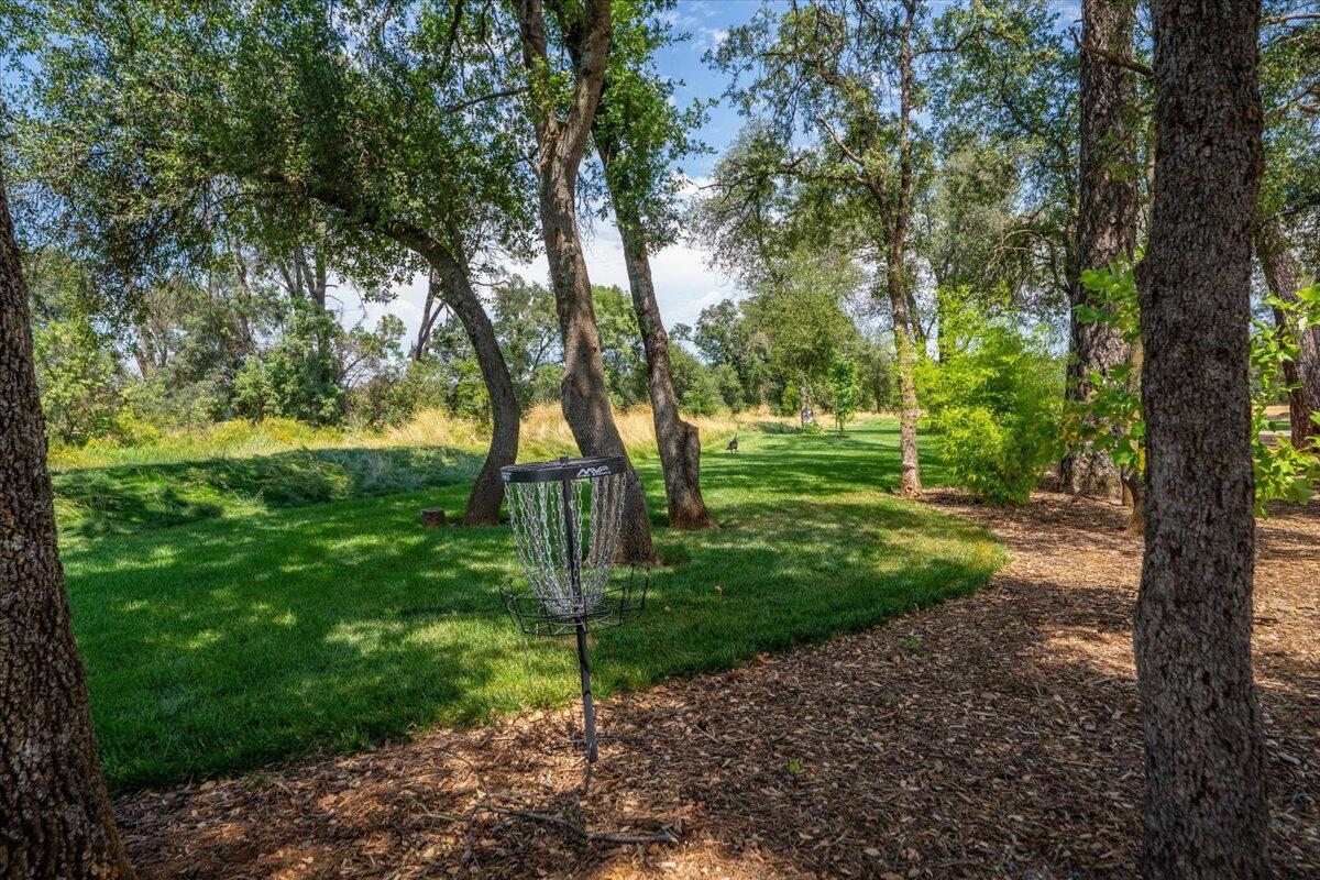 19580 Mockingbird Lane Redding, CA 96002 - Photo 155 of 216 a view of a park