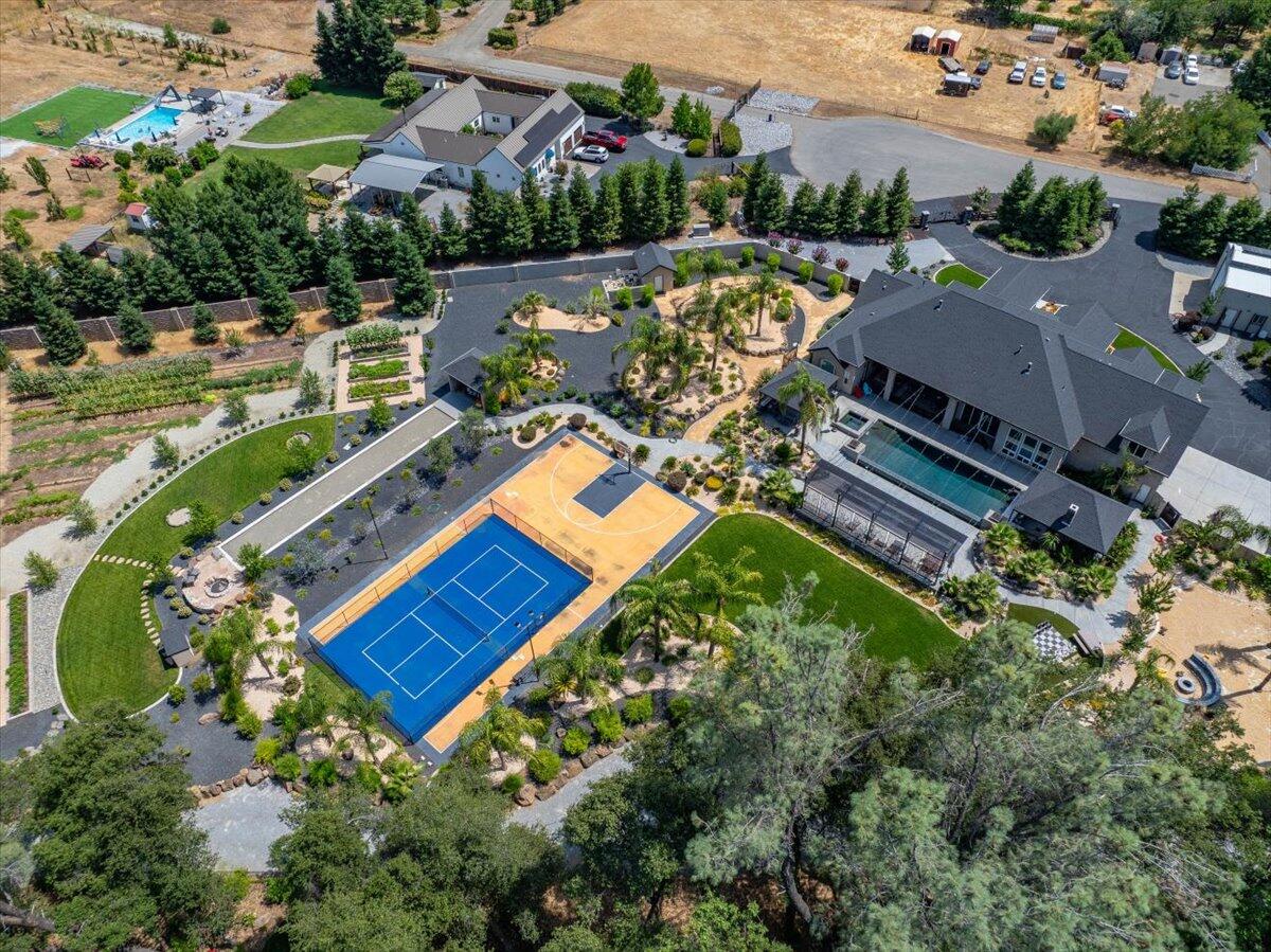 19580 Mockingbird Lane Redding, CA 96002 - Photo 31 of 216 195-19580 Mockingbird Ln - E-130