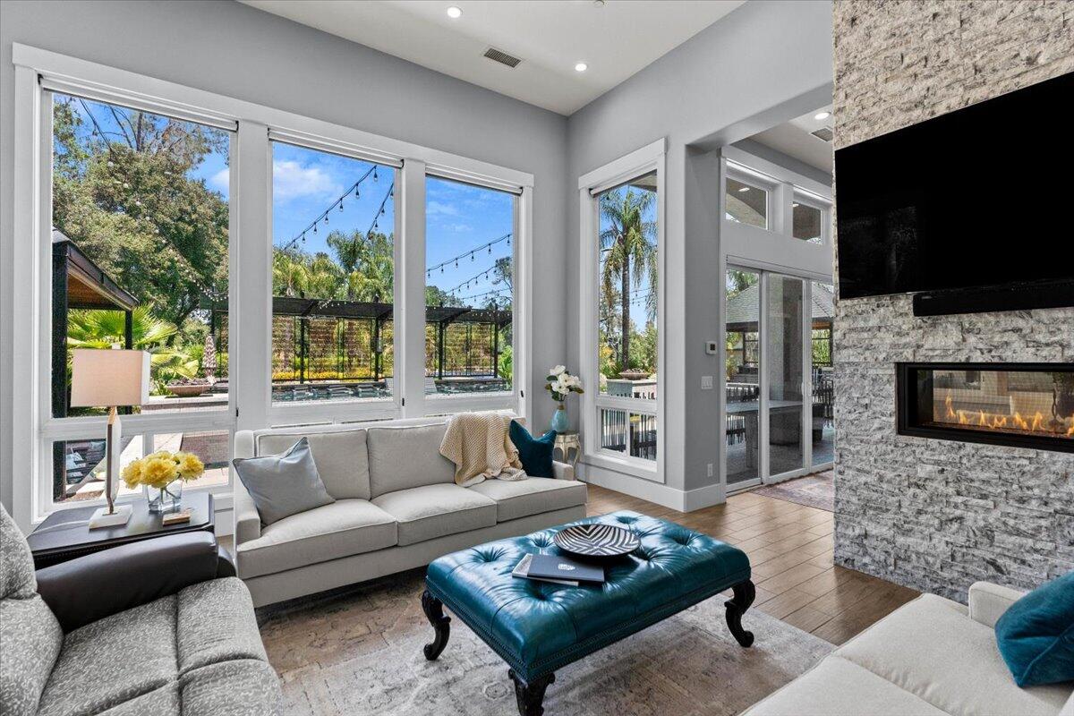 19580 Mockingbird Lane Redding, CA 96002 - Photo 34 of 216 012-19580 Mockingbird Ln - I-38