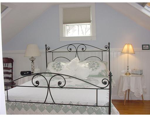 66 Shore Road Westerly, RI 02891 - Photo 11 of 12 Master Bedroom.