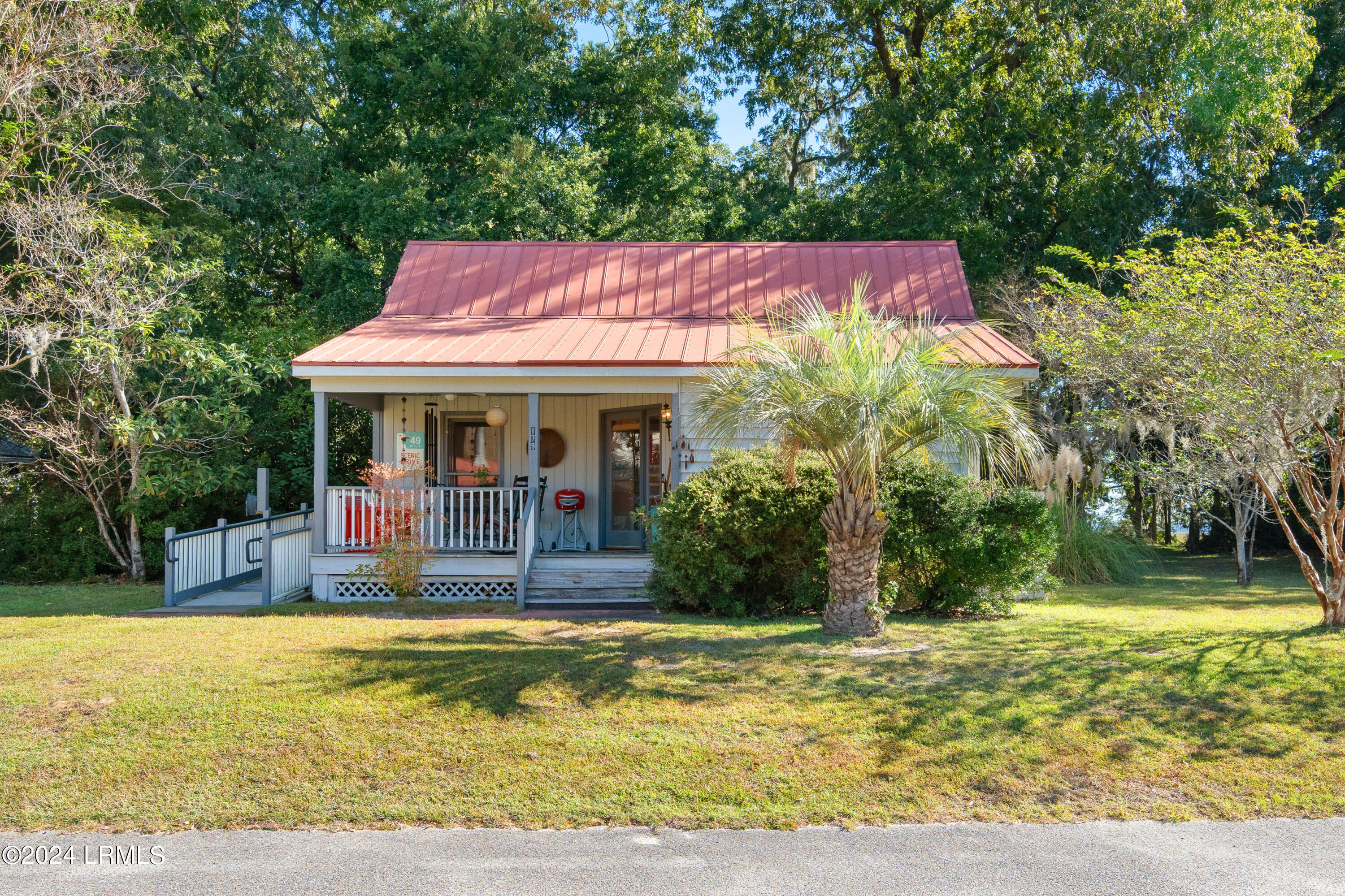 179 Broad River Road Ridgeland, SC 29936 - Photo 1 of 39 179 Broad River-28