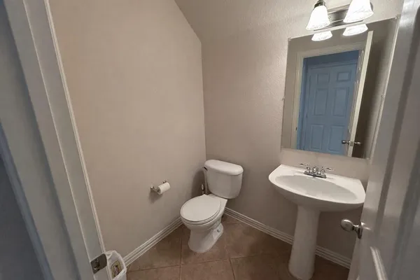 $2,400 | 2202 Carlisle Street, Bedford, TX 76021