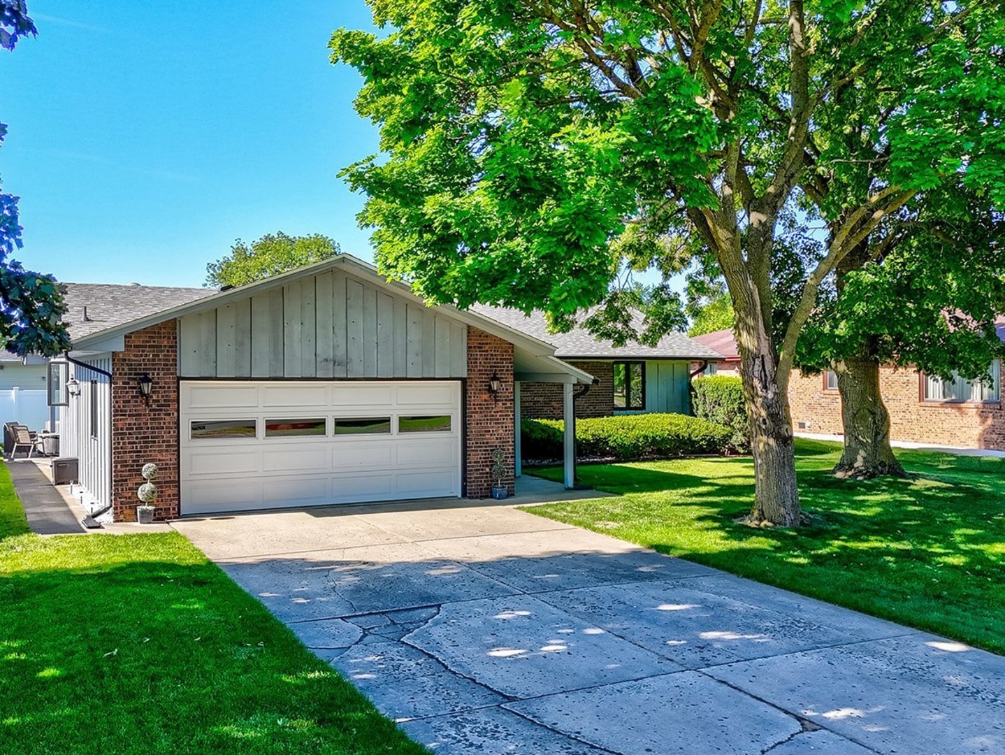 820 28th Street Peru, IL 61354 - Photo 1 of 28 Gallery Image 1