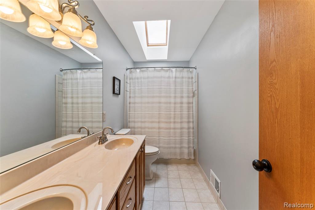 6541 East Ridge Court Brighton, MI 48116 - Photo 34 of 50