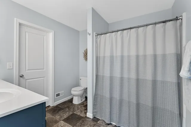 $289,999 | 1327 Gardner Pond Lane, Vicksburg, MI 49097