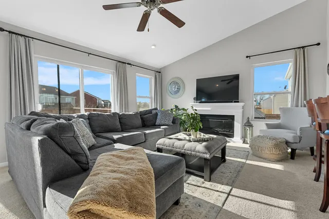 $289,999 | 1327 Gardner Pond Lane, Vicksburg, MI 49097