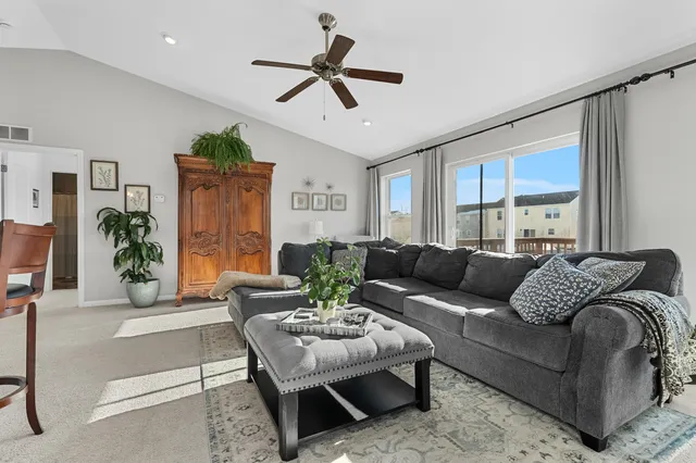 $289,999 | 1327 Gardner Pond Lane, Vicksburg, MI 49097