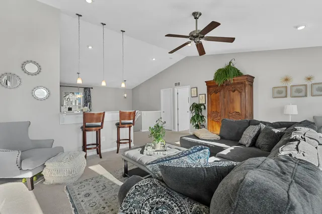 $289,999 | 1327 Gardner Pond Lane, Vicksburg, MI 49097