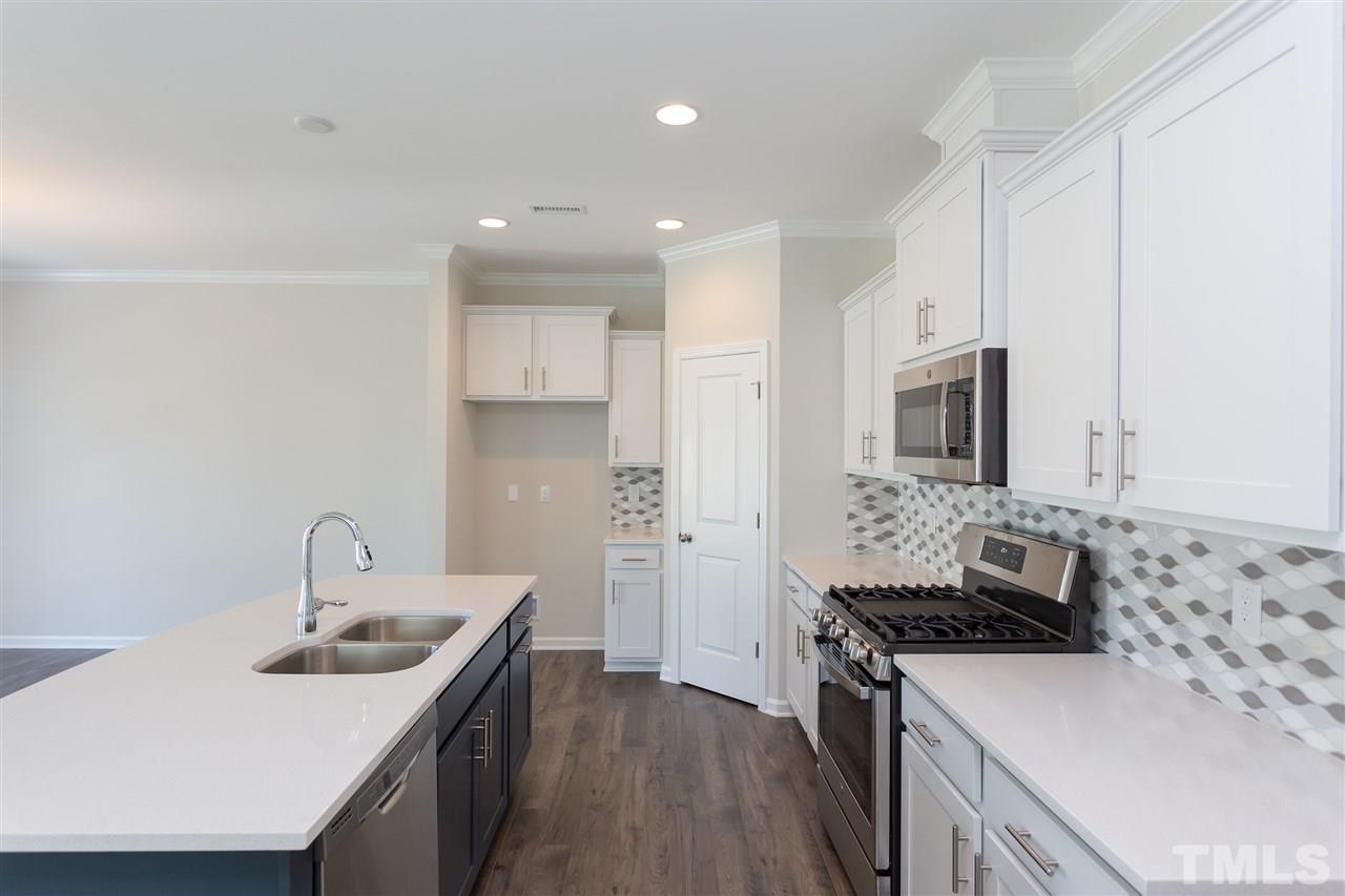 6503 Academic Avenue, Unit 1069 Raleigh, NC 27616 - Photo 3 of 28 Gallery Image 3